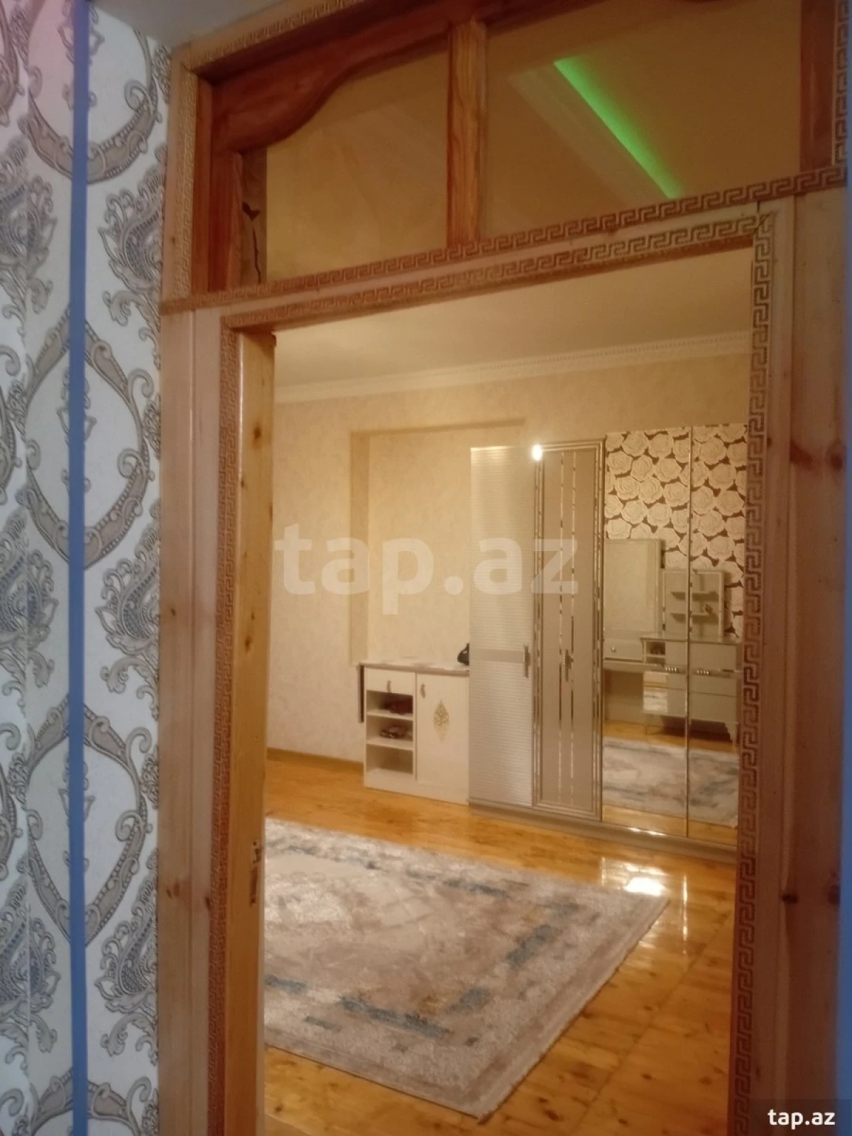 Satılır 7 otaqlı həyət evi