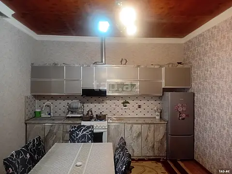 Satılır 7 otaqlı həyət evi