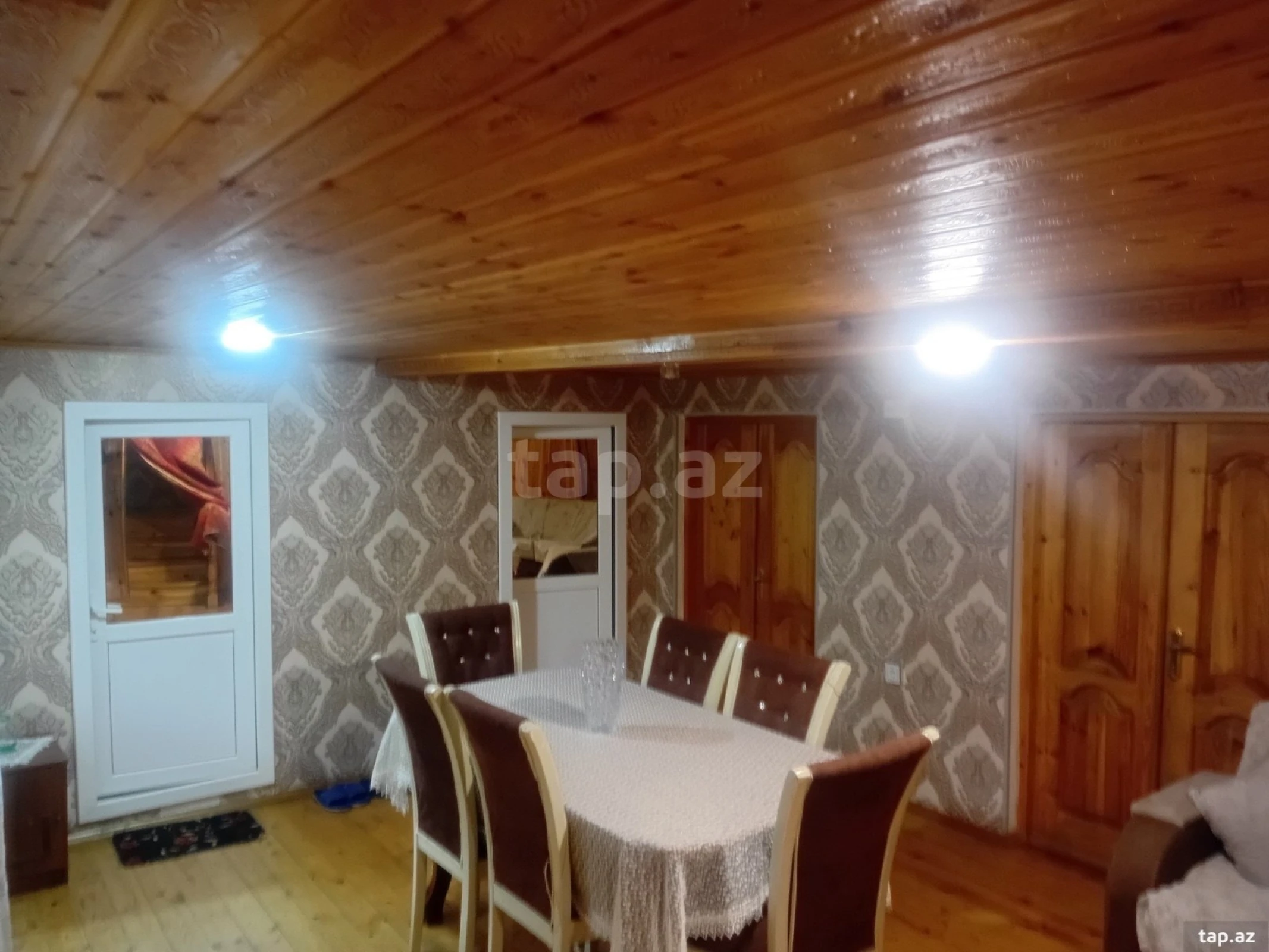 Satılır 7 otaqlı həyət evi