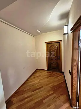 Satılır 4 otaqlı mənzil 80 m²