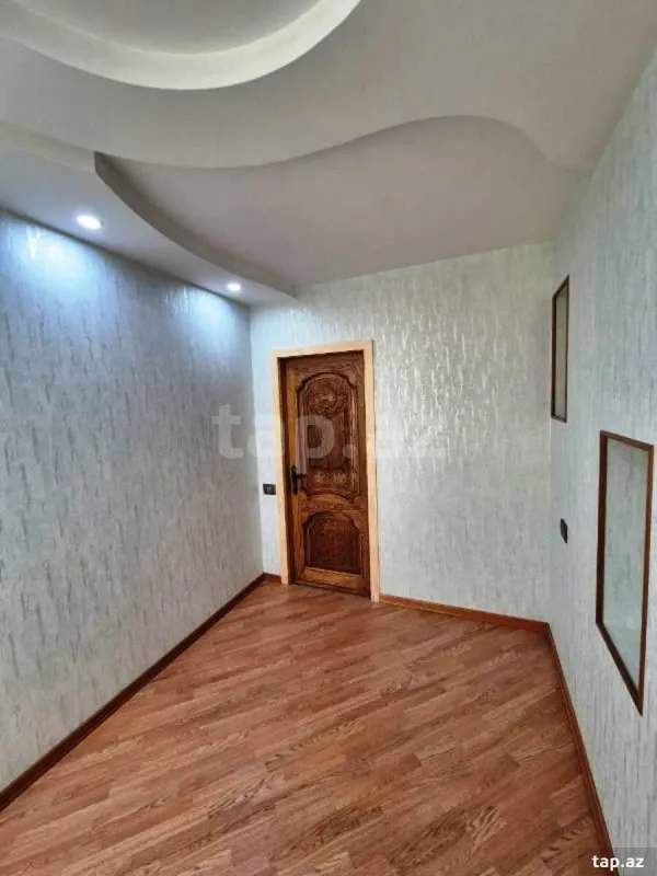 Satılır 4 otaqlı mənzil 80 m²