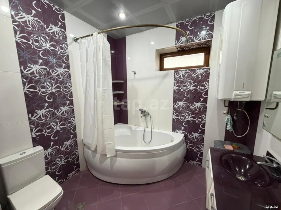 Kirayə verilir 6 otaqlı həyət evi