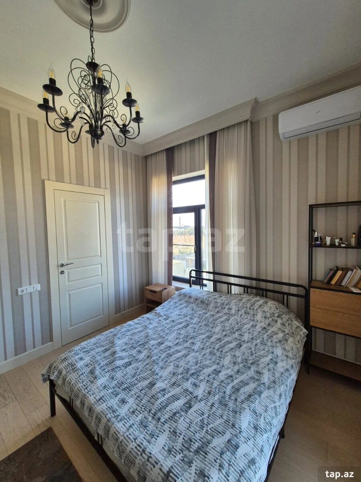 Satılır 5 otaqlı həyət evi