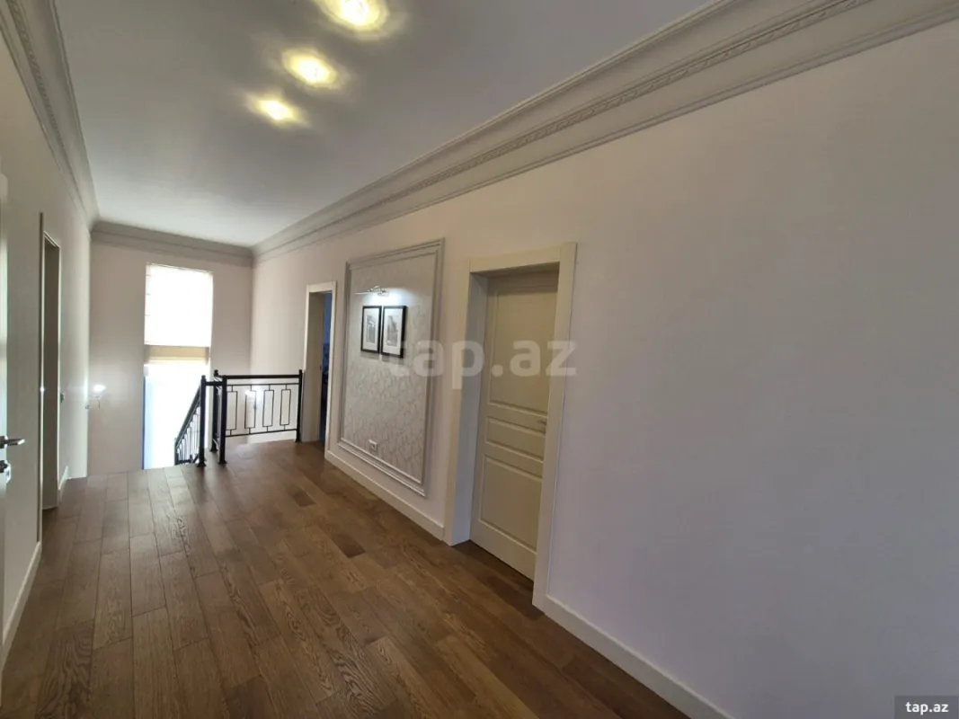 Satılır 5 otaqlı həyət evi