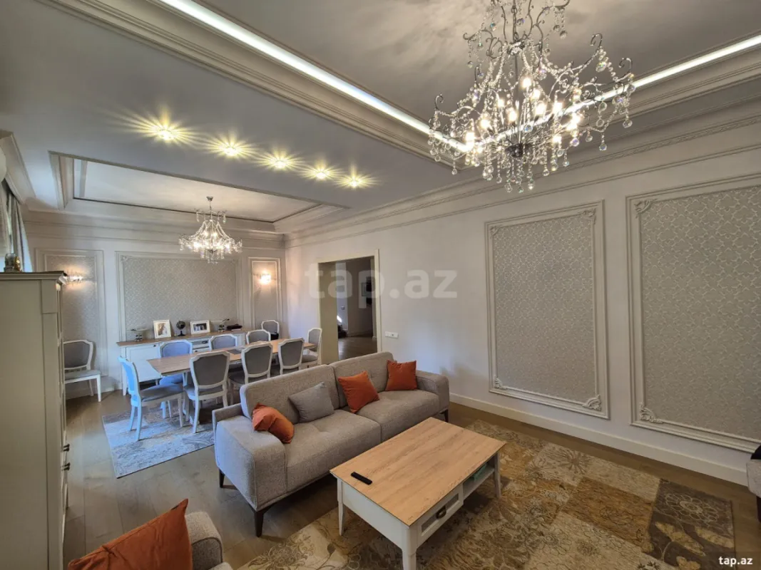 Satılır 5 otaqlı həyət evi