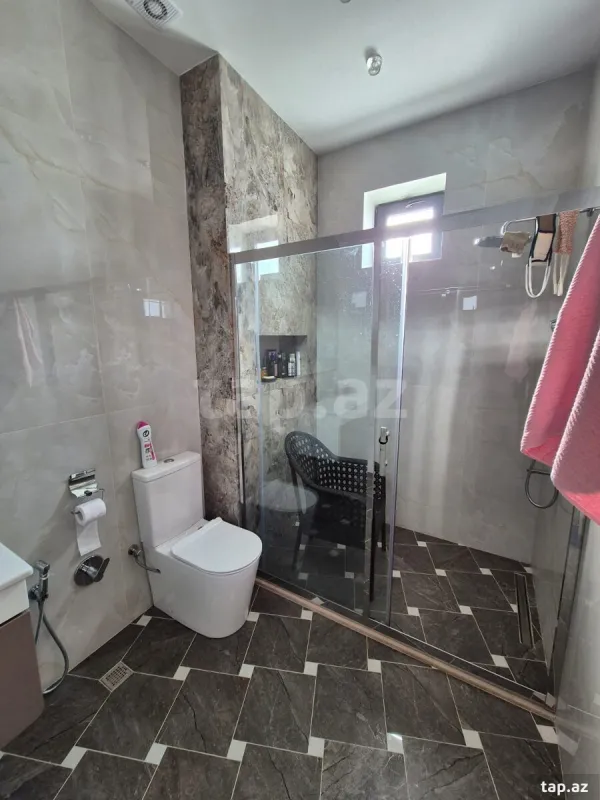 Satılır 5 otaqlı həyət evi