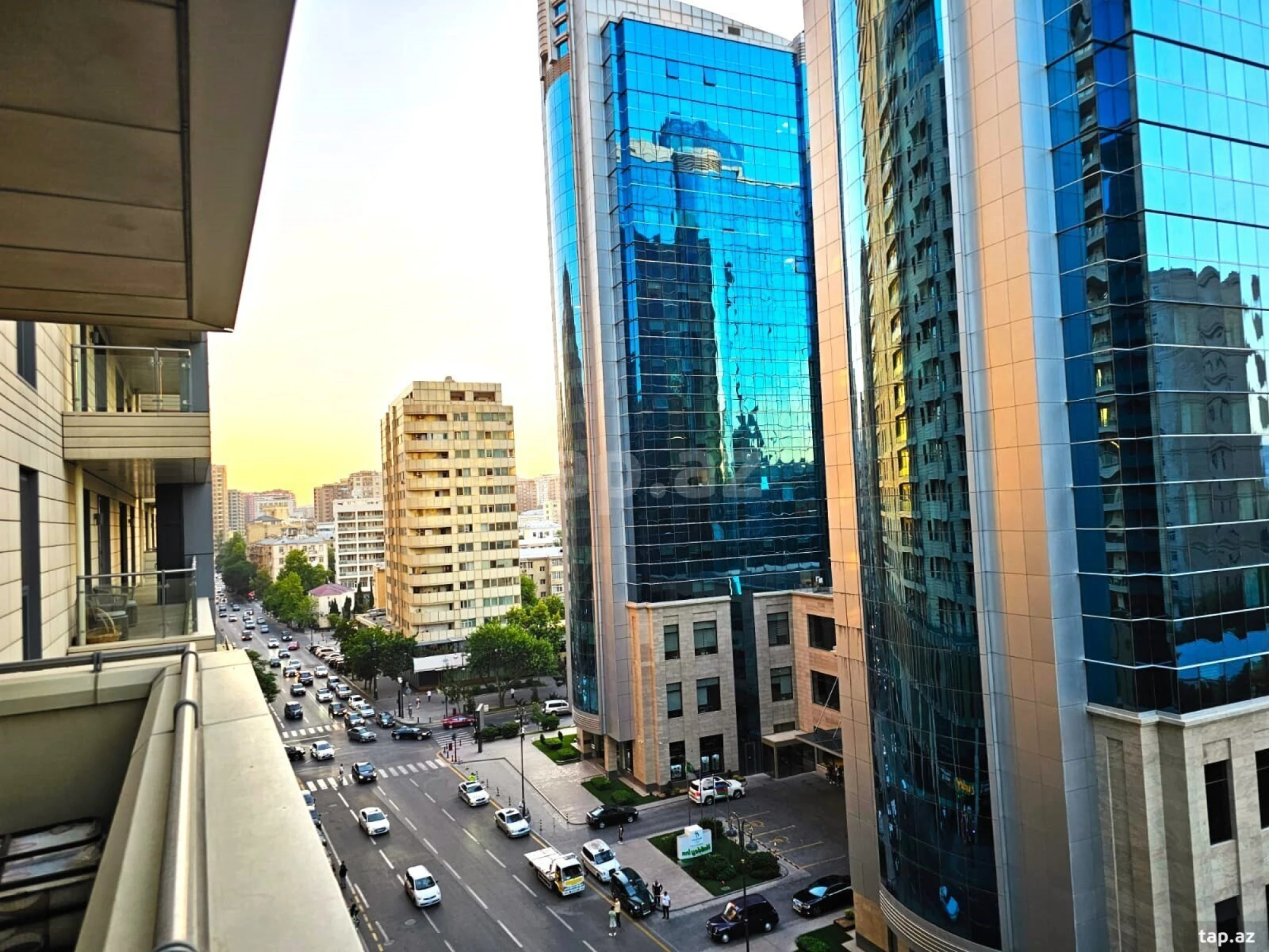 Satılır 3 otaqlı yeni tikili 113 m²