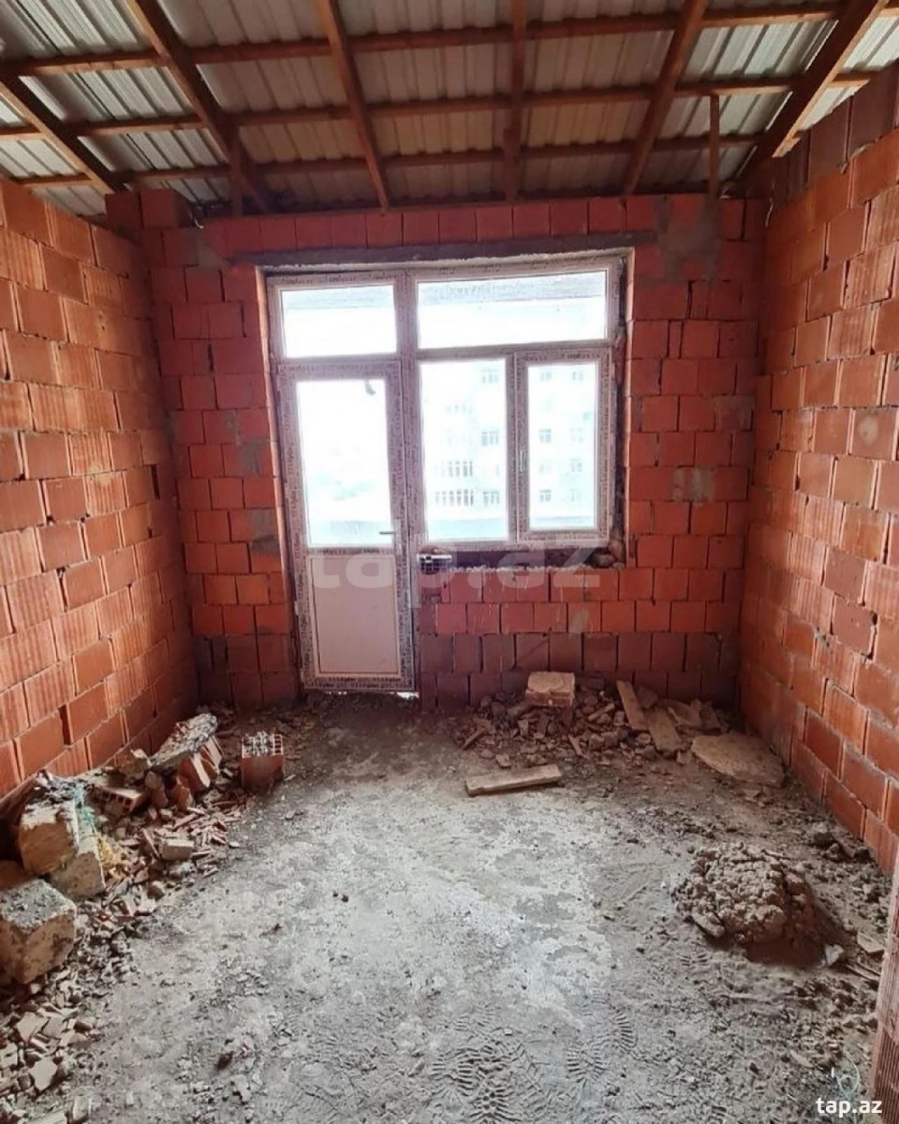 Satılır 1 otaqlı yeni tikili 54 m²