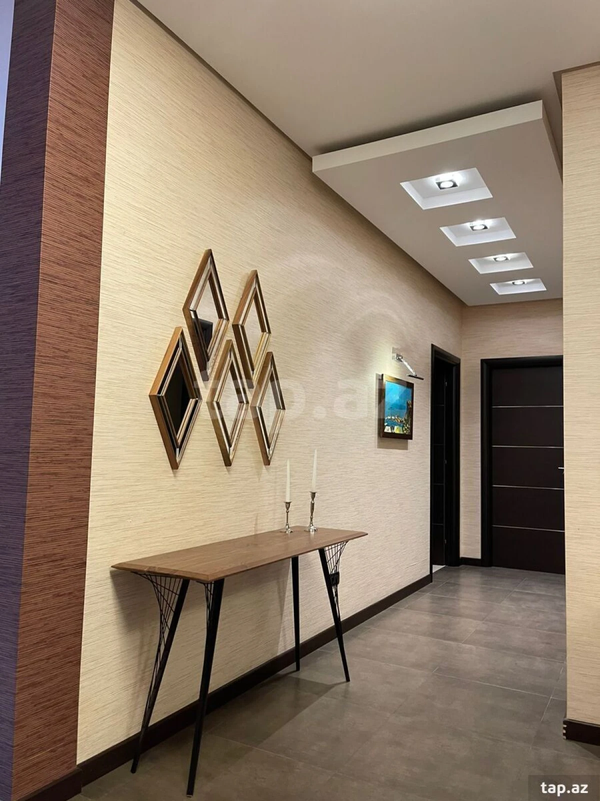 Satılır 3 otaqlı yeni tikili 150 m²