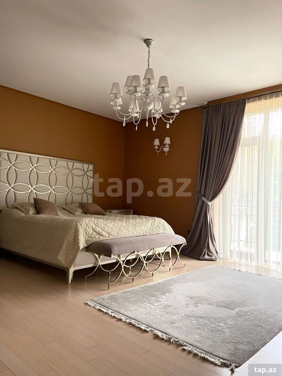 Satılır 3 otaqlı yeni tikili 150 m²