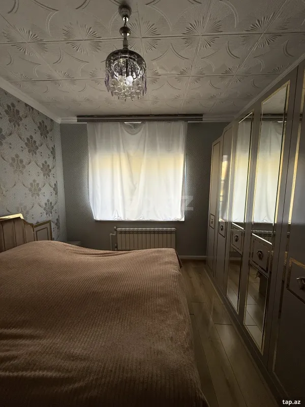 Satılır 4 otaqlı həyət evi