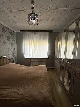 Satılır 4 otaqlı həyət evi