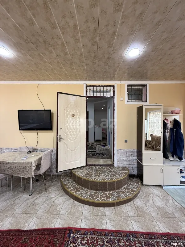 Satılır 4 otaqlı həyət evi