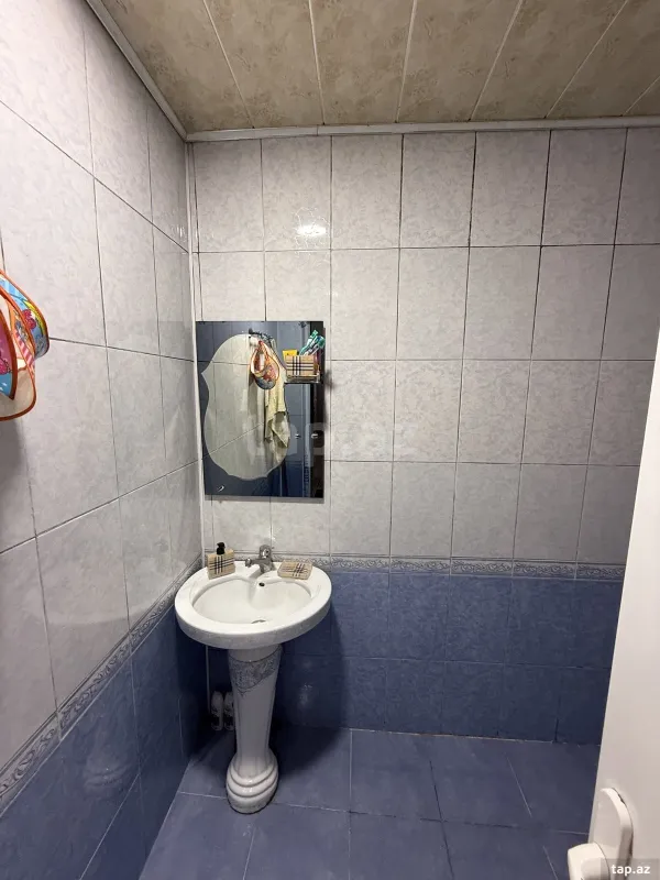 Satılır 4 otaqlı həyət evi