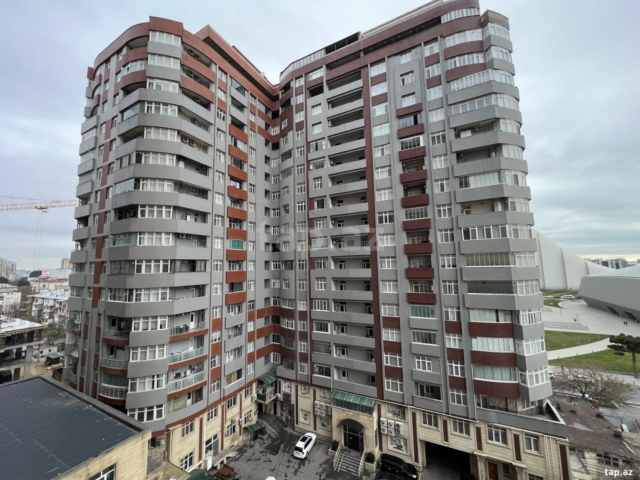 Kirayə verilir 3 otaqlı yeni tikili 110 m²