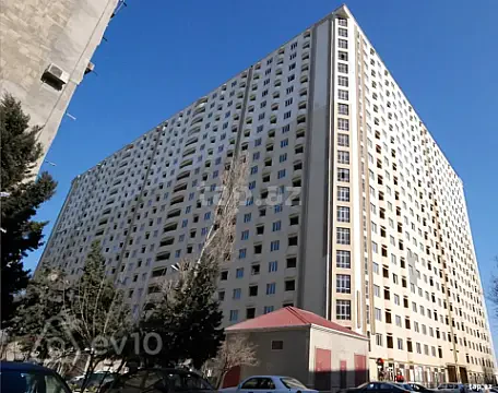 Satılır 3 otaqlı yeni tikili 130 m² — Bakı 3 otaq 130.00 m²