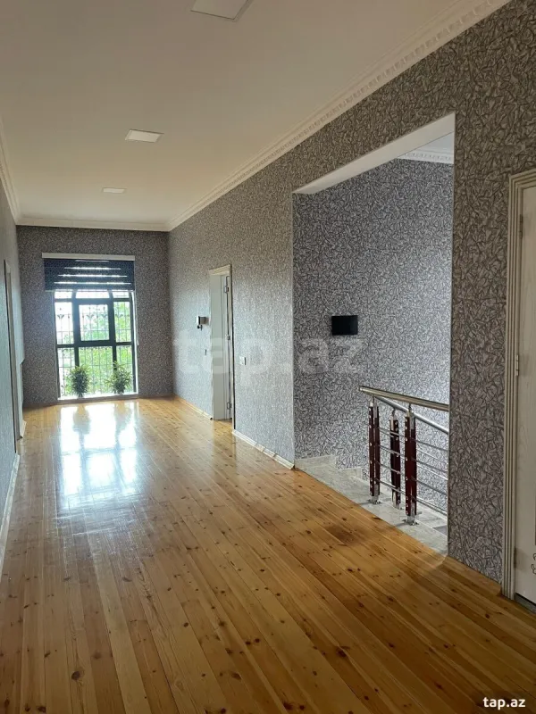 Satılır 6 otaqlı həyət evi