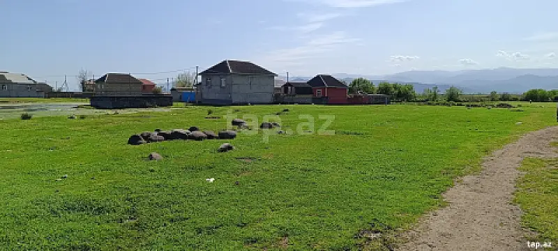 Satılır torpaq sahəsi — Lənkəran