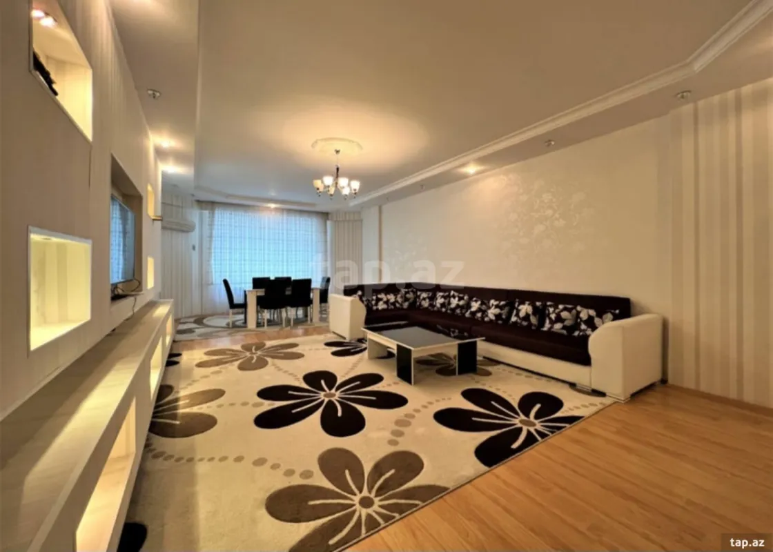 Kirayə verilir 3 otaqlı yeni tikili 150 m²
