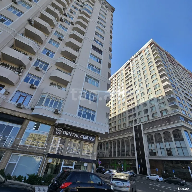 Kirayə verilir 3 otaqlı yeni tikili 150 m²