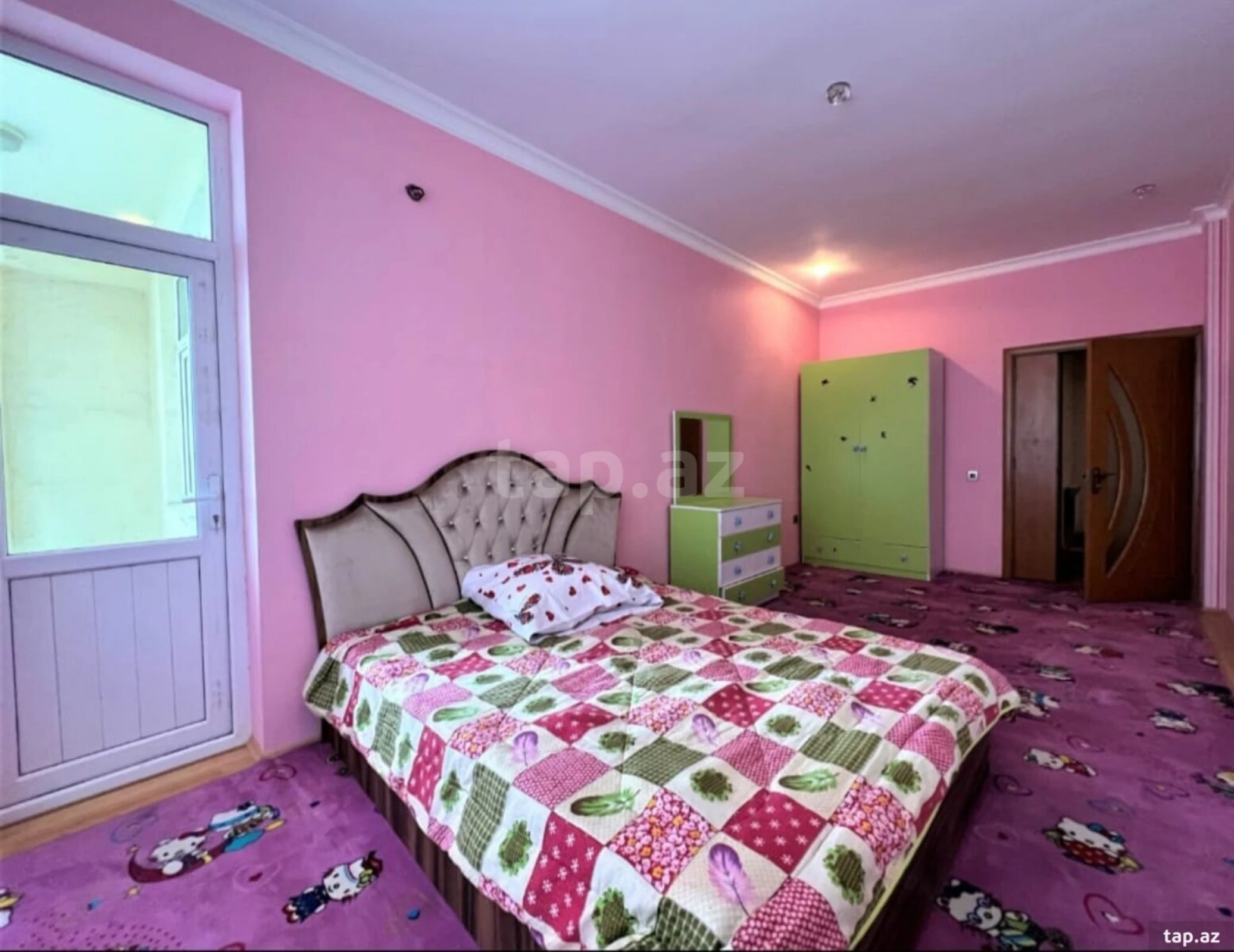 Kirayə verilir 3 otaqlı yeni tikili 150 m²