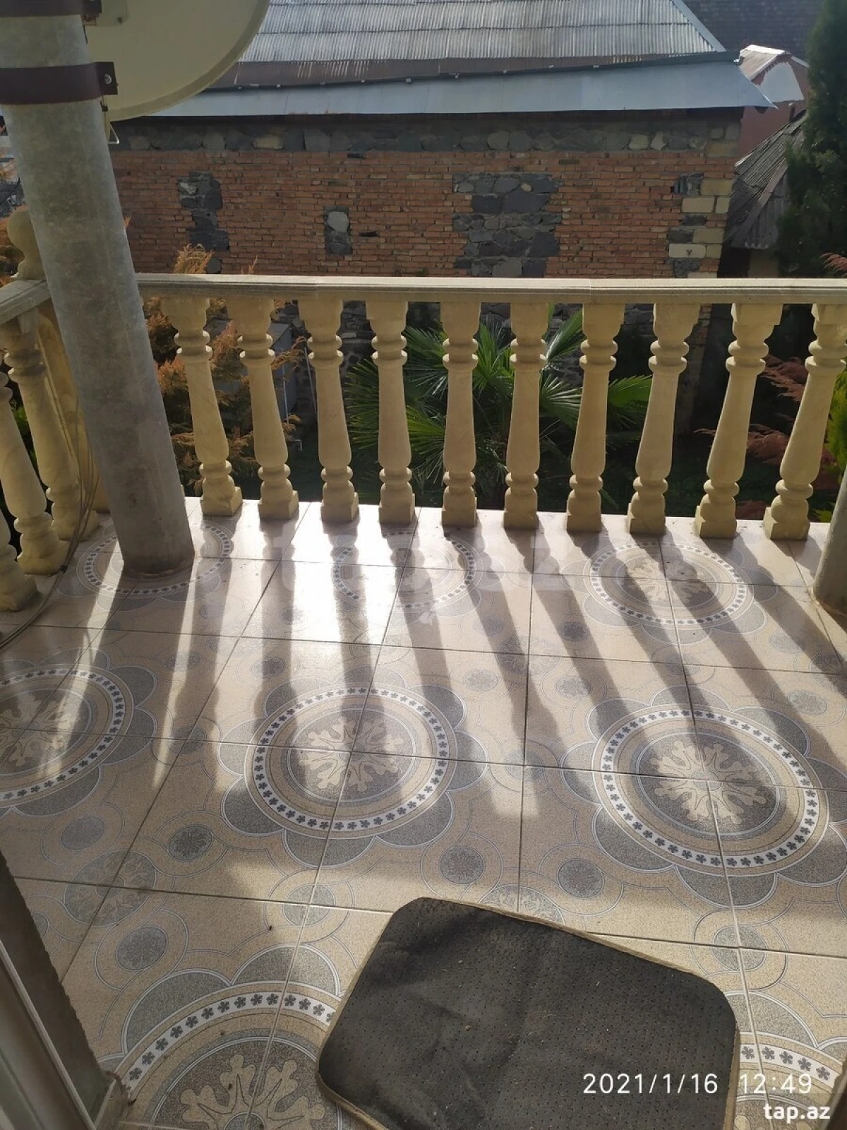 Satılır 4 otaqlı həyət evi