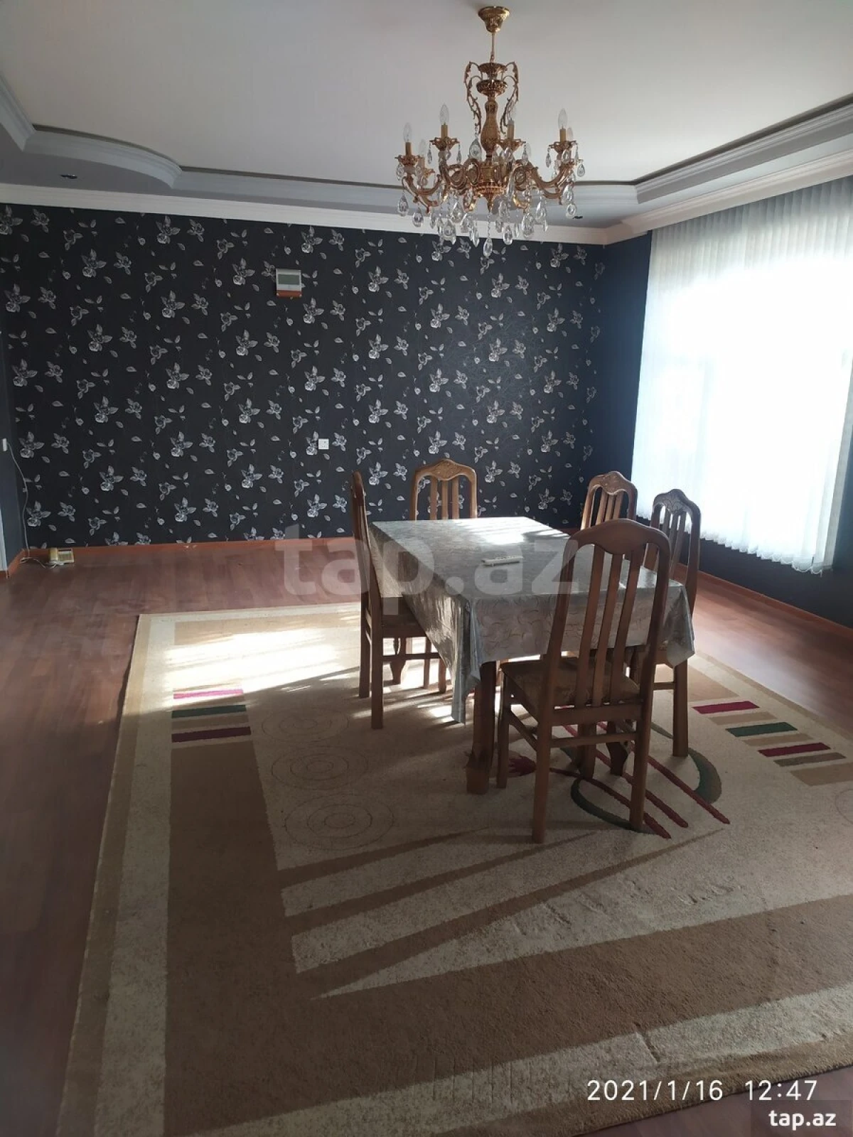 Satılır 4 otaqlı həyət evi