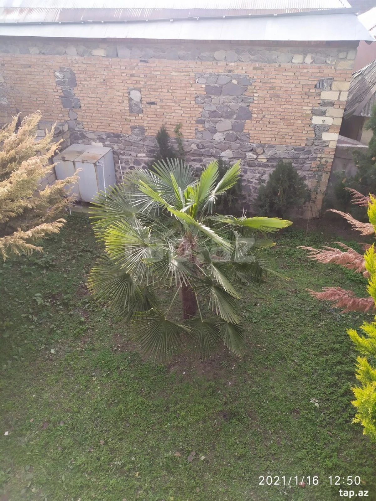 Satılır 4 otaqlı həyət evi