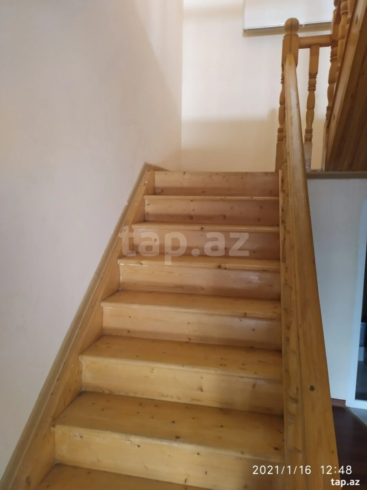 Satılır 4 otaqlı həyət evi