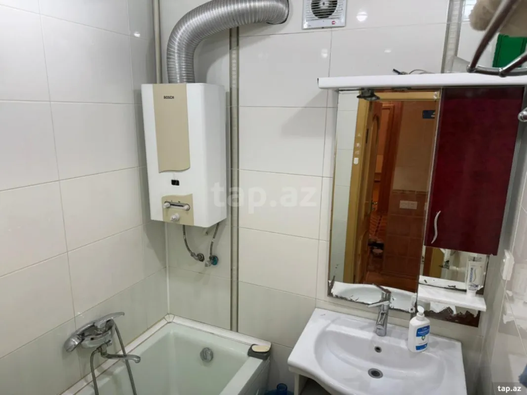 Satılır 4 otaqlı mənzil 90 m²