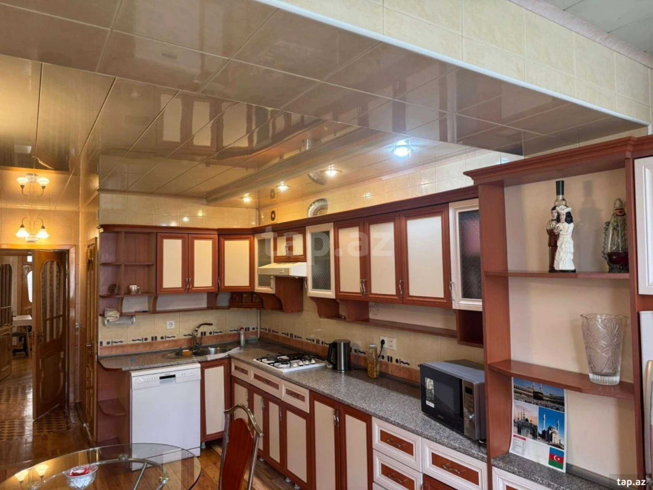 Satılır 4 otaqlı mənzil 90 m²