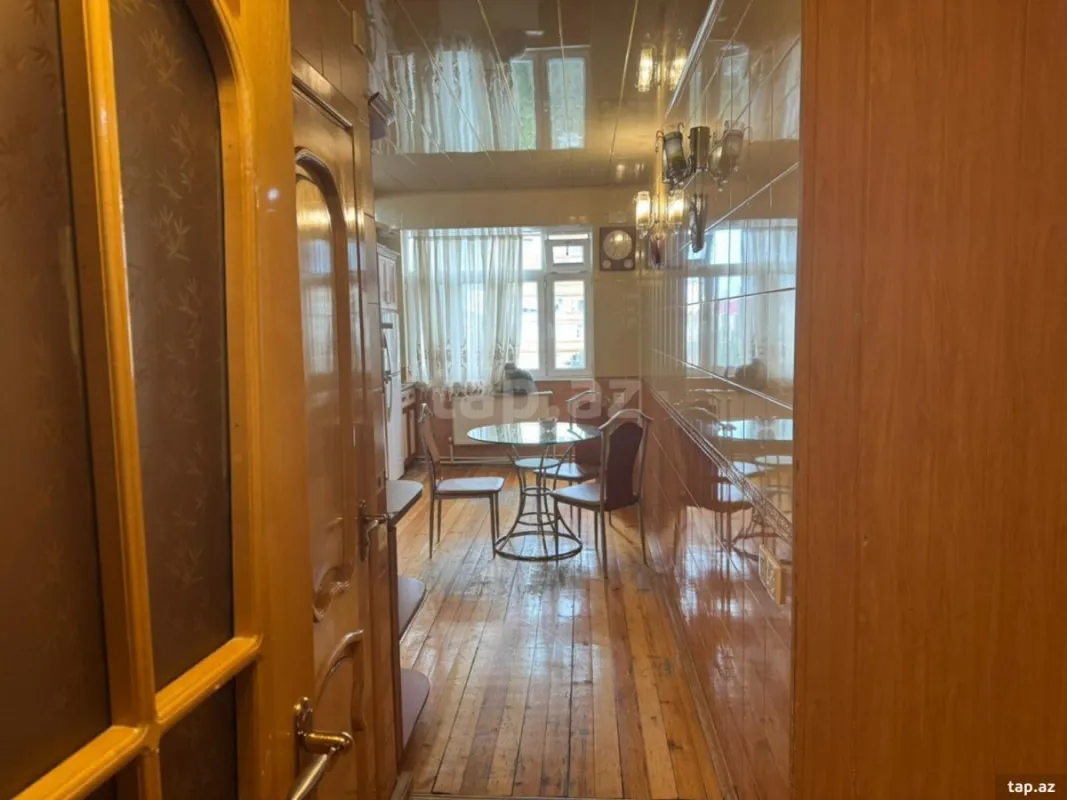 Satılır 4 otaqlı mənzil 90 m²