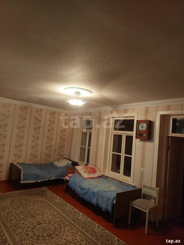 Satılır 4 otaqlı həyət evi