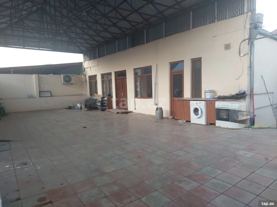 Satılır 4 otaqlı həyət evi