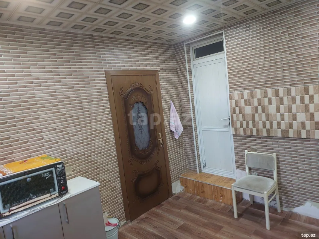 Satılır 4 otaqlı həyət evi