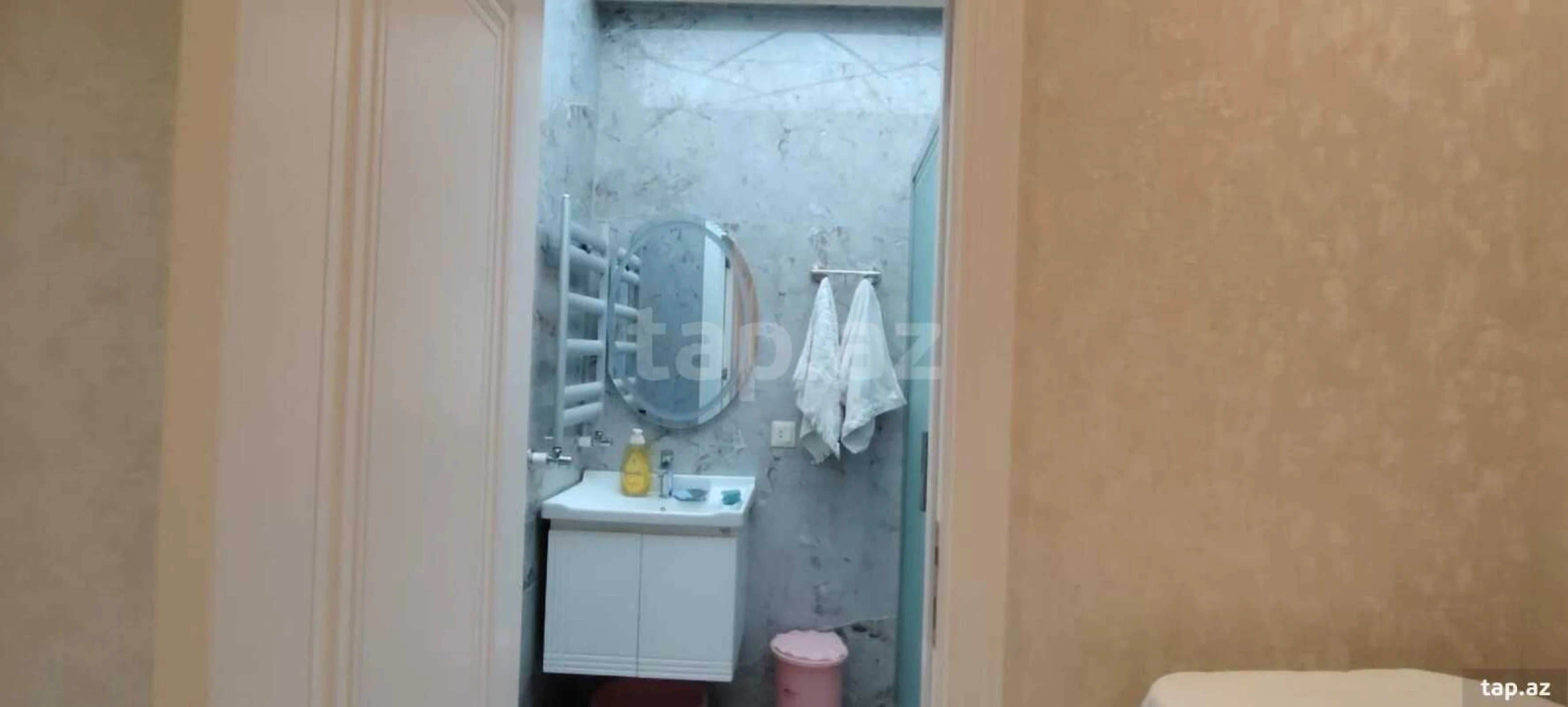 Kirayə verilir 2 otaqlı yeni tikili 70 m²