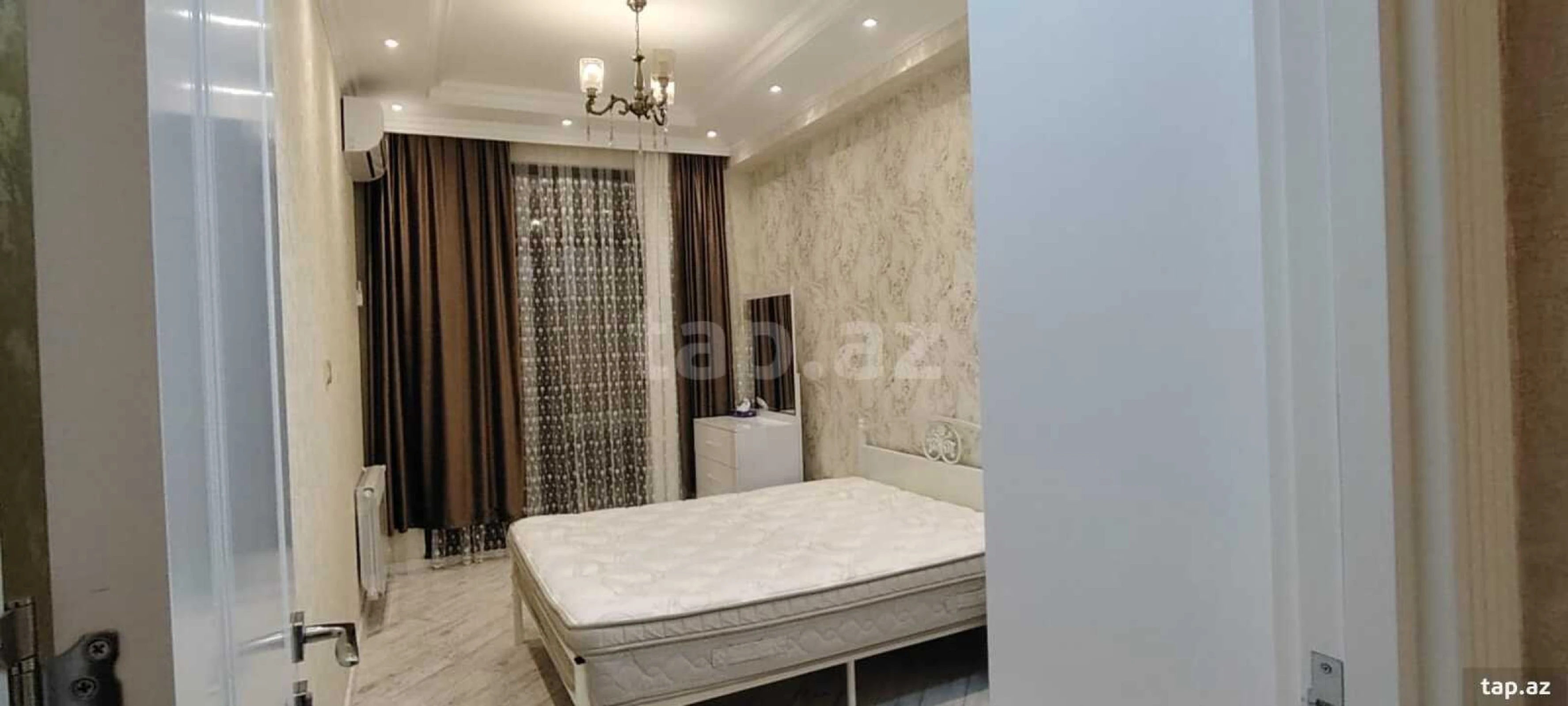 Kirayə verilir 2 otaqlı yeni tikili 70 m²