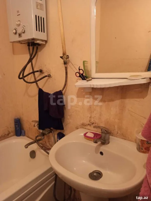 Satılır 3 otaqlı mənzil 70 m²