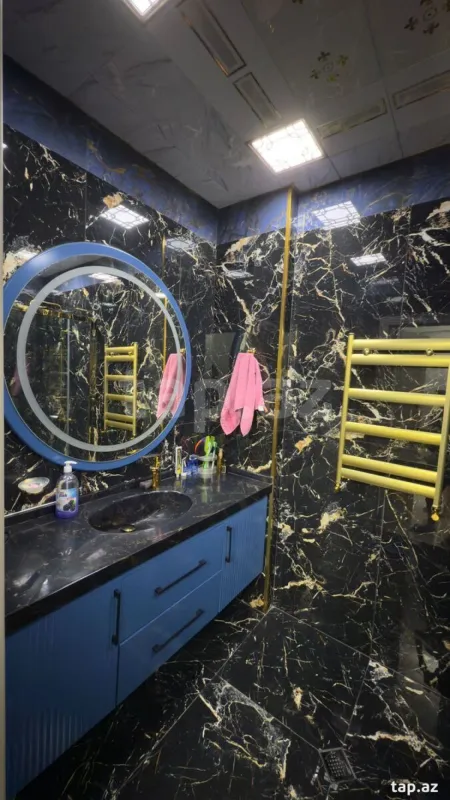 Satılır 3 otaqlı yeni tikili 132 m²