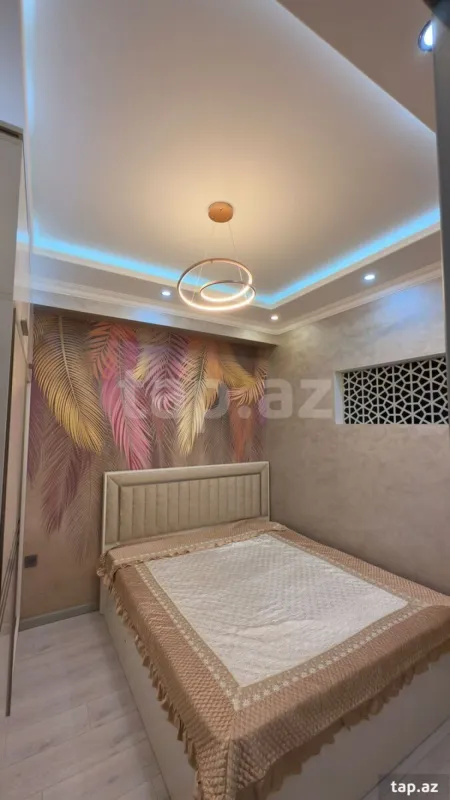 Satılır 3 otaqlı yeni tikili 132 m²