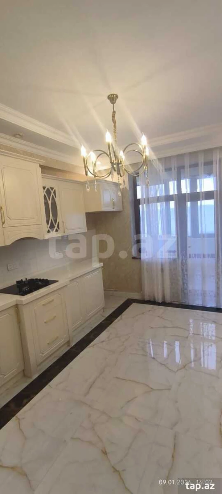 Satılır 3 otaqlı yeni tikili 170 m²