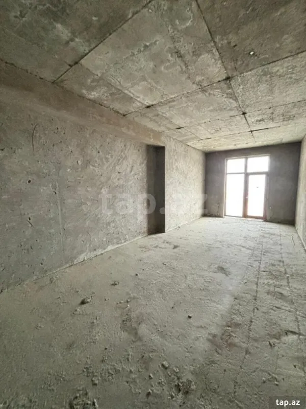 Satılır 4 otaqlı yeni tikili 230 m²