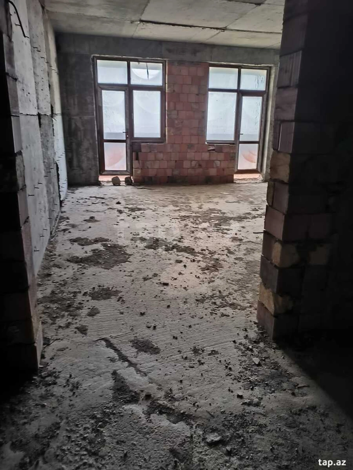 Satılır 4 otaqlı yeni tikili 186 m²