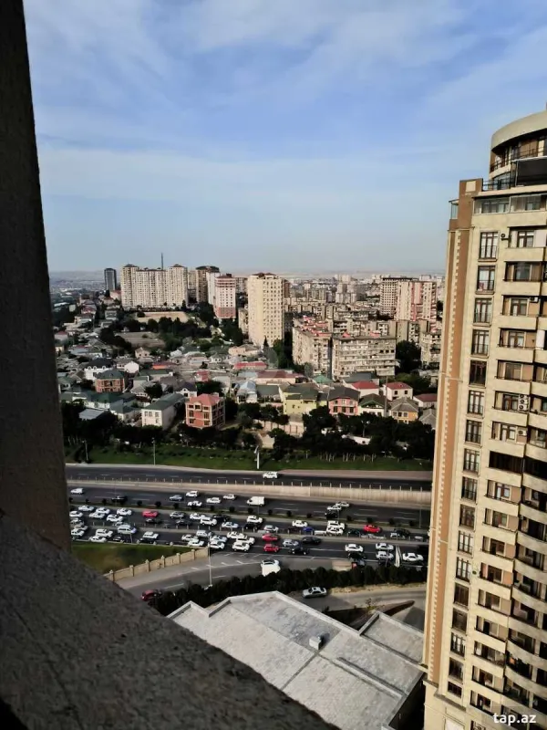 Satılır 4 otaqlı yeni tikili 186 m²