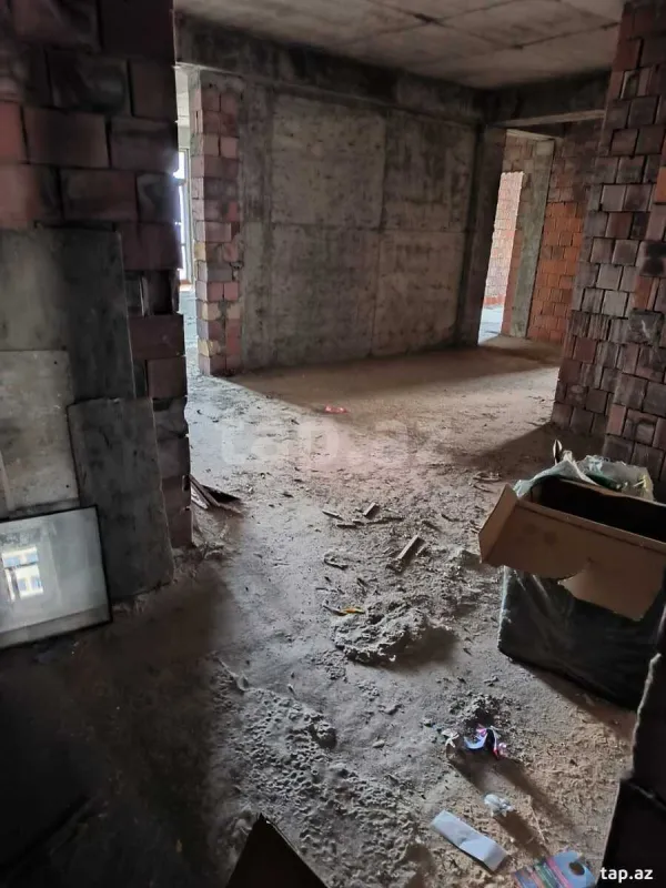 Satılır 4 otaqlı yeni tikili 186 m²