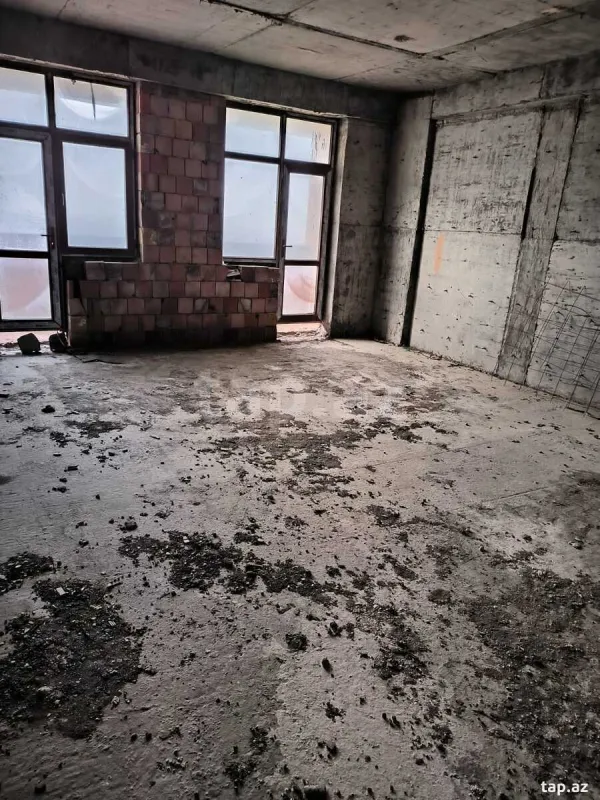 Satılır 4 otaqlı yeni tikili 186 m²