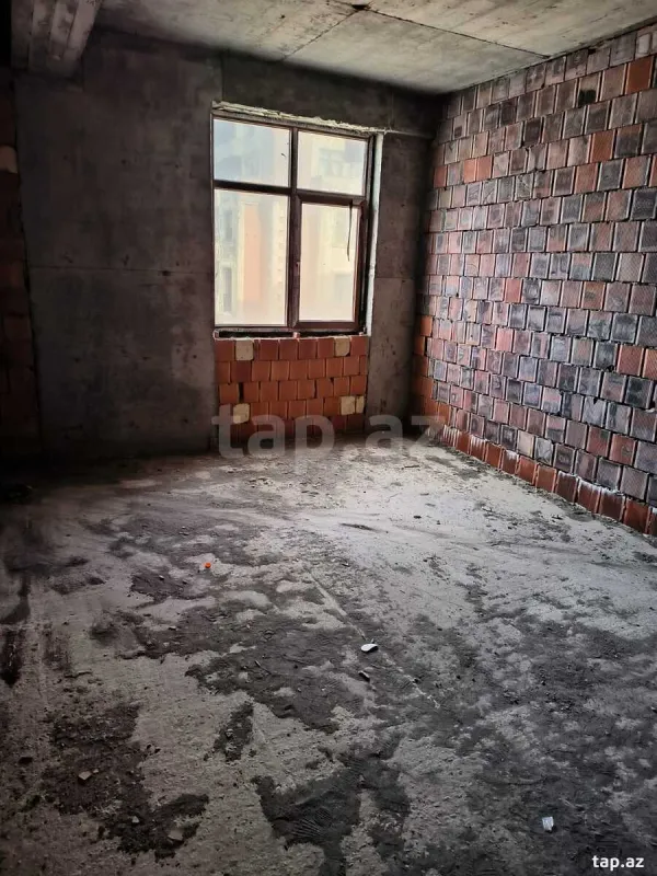 Satılır 4 otaqlı yeni tikili 186 m²