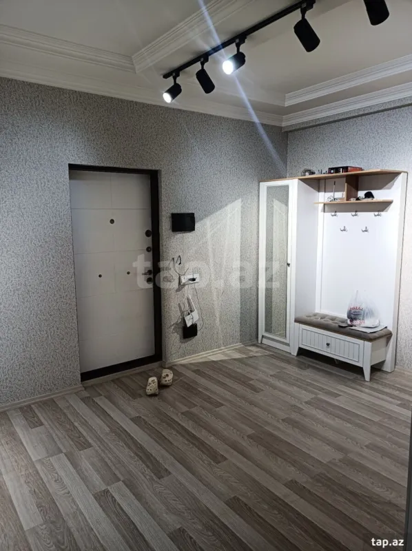 Kirayə verilir 2 otaqlı yeni tikili 60 m²