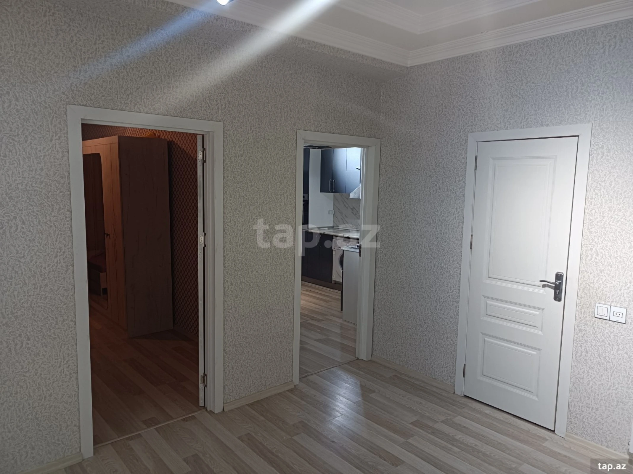 Kirayə verilir 2 otaqlı yeni tikili 60 m²