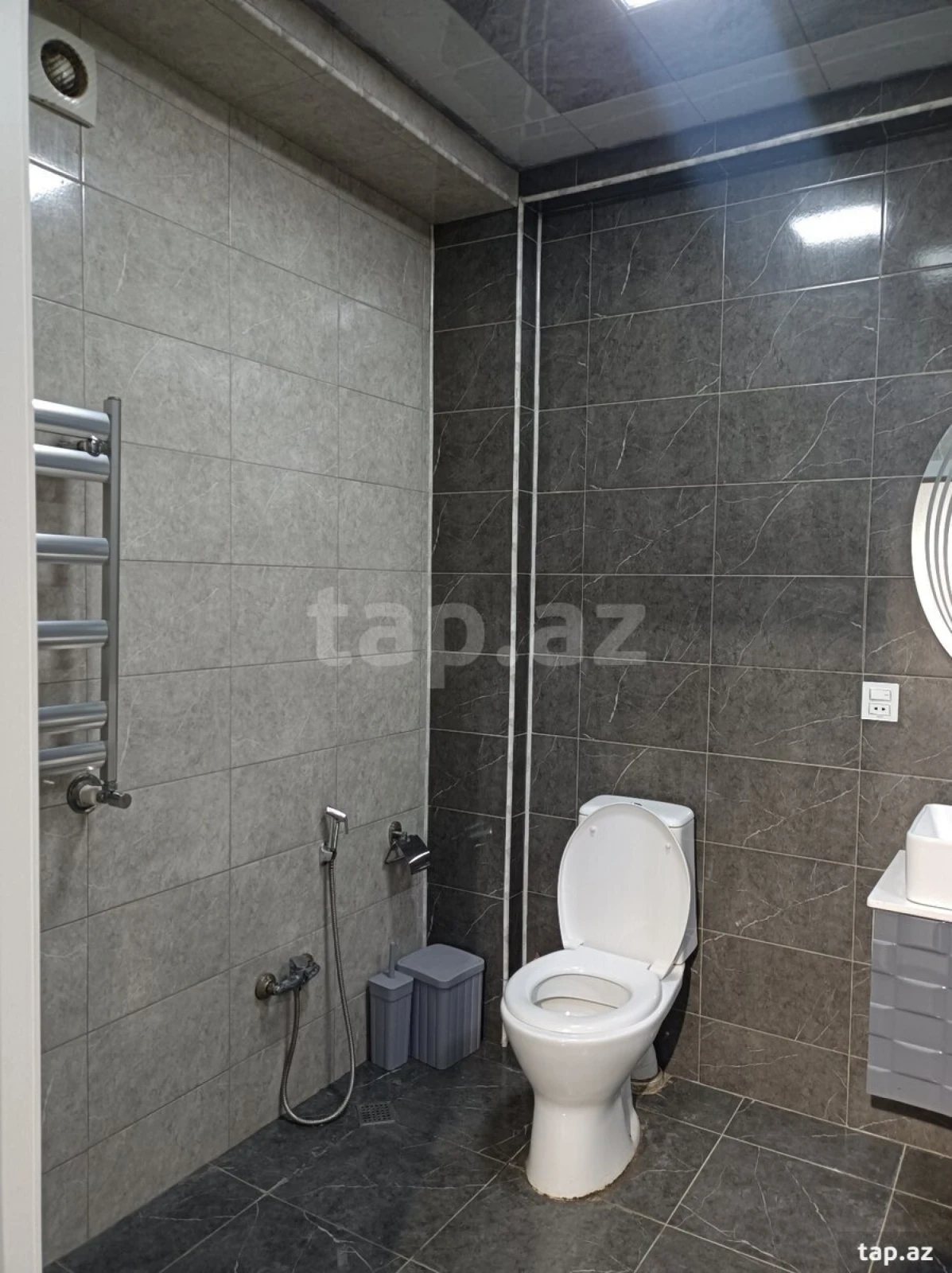 Kirayə verilir 2 otaqlı yeni tikili 60 m²